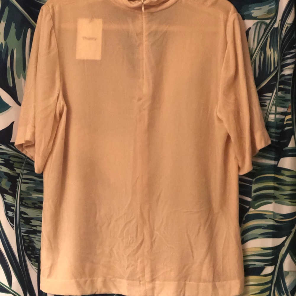 VELVET+SHEER ! Creme THEORY blouse!! - Picture 3 of 7